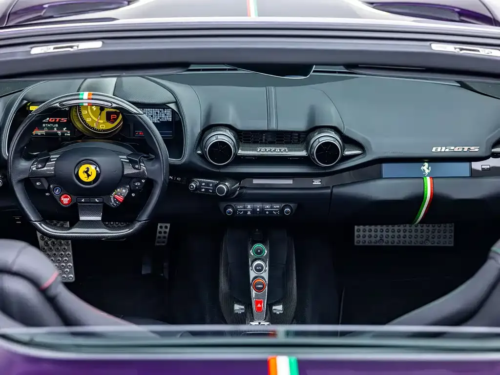 Ferrari 812 — фото 10