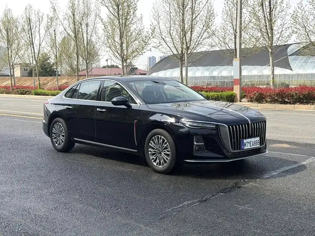 Hongqi H5 — фото 1