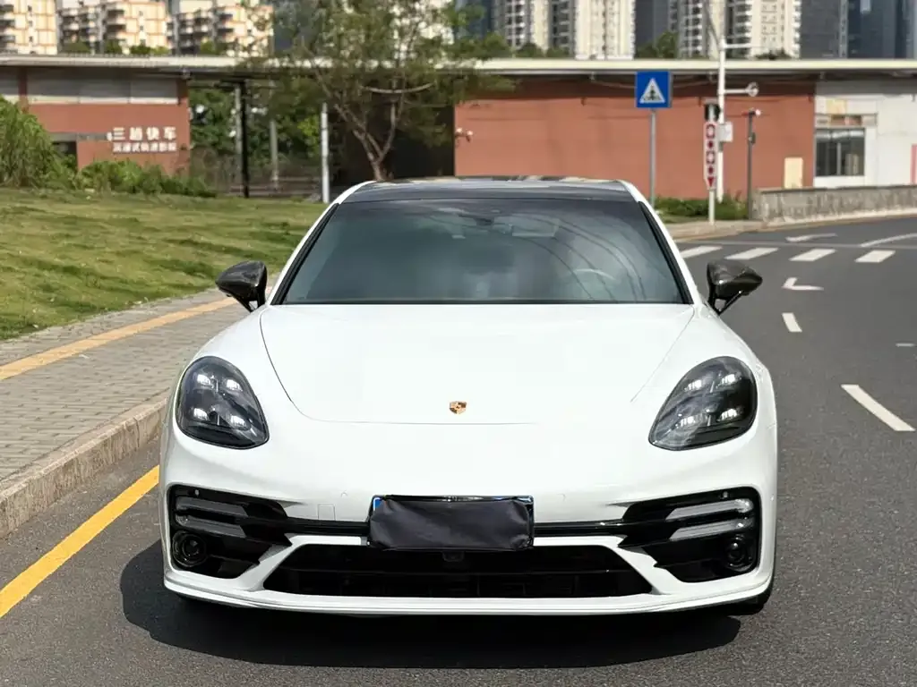 Porsche Panamera — фото 9