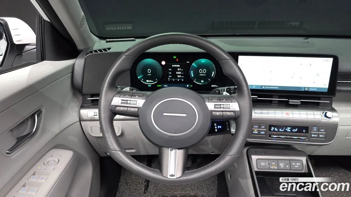 Hyundai Kona — фото 7