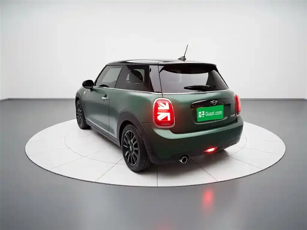 MINI Cooper (3-door) — фото 2