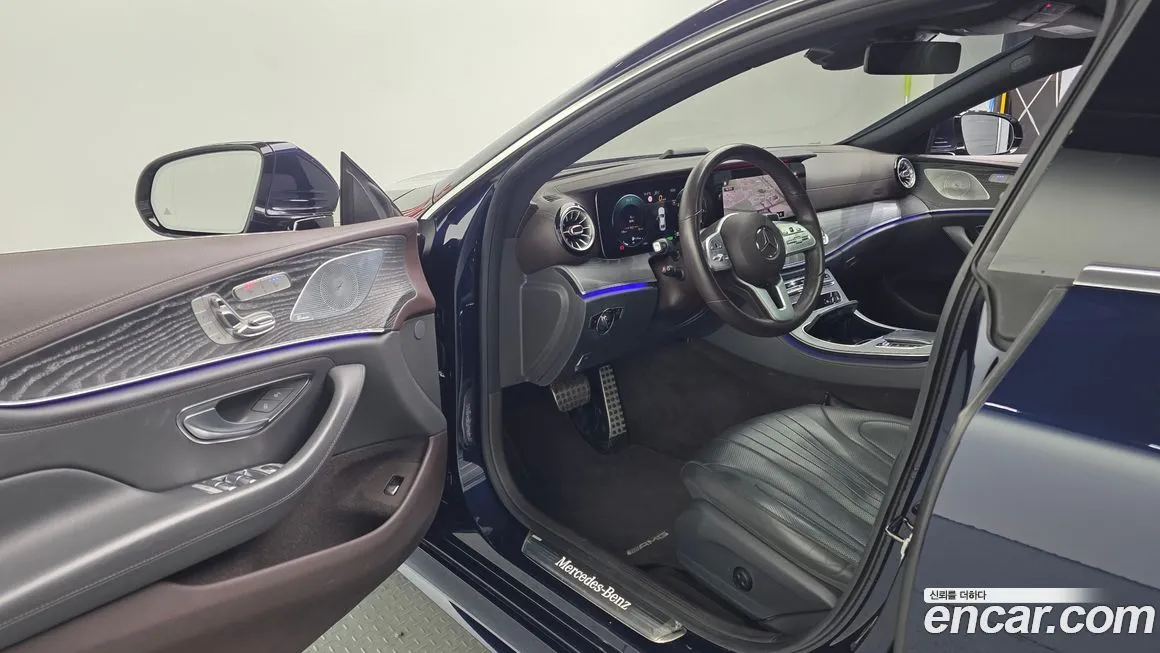 Mercedes-Benz CLS-Class — фото 10