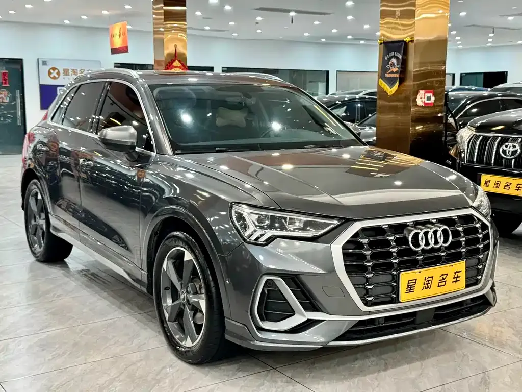 Audi Q3 — фото 7