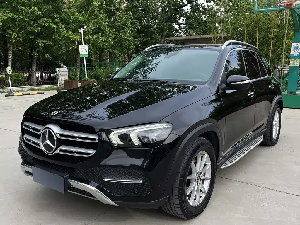 Mercedes-Benz GLE — фото 1