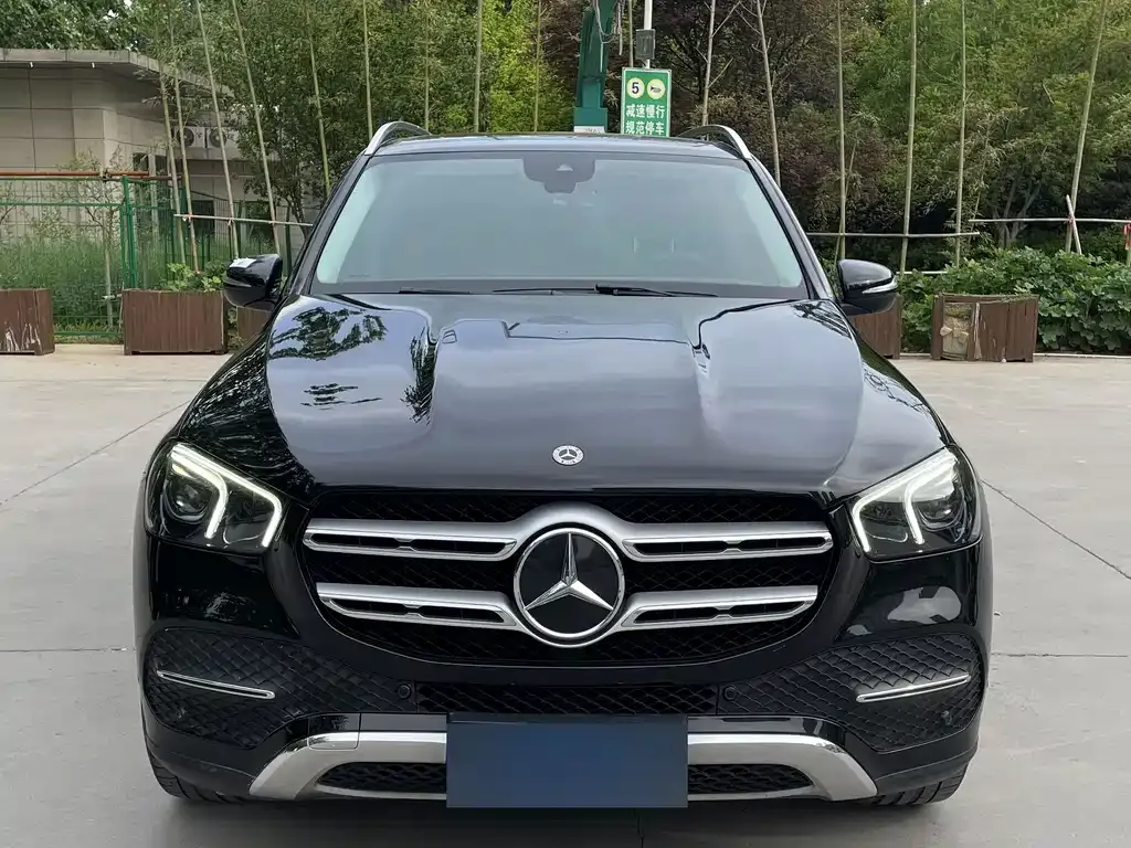 Mercedes-Benz GLE — фото 9