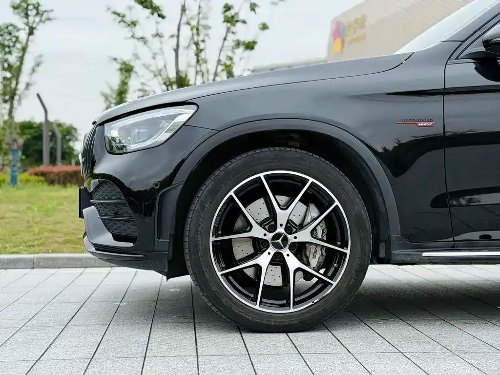 Mercedes-Benz GLC Coupe AMG — фото 10