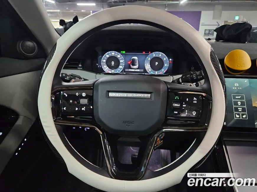 Land Rover Range Rover Evoque — фото 4