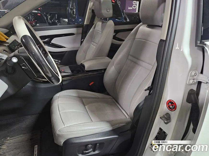 Land Rover Range Rover Evoque — фото 10