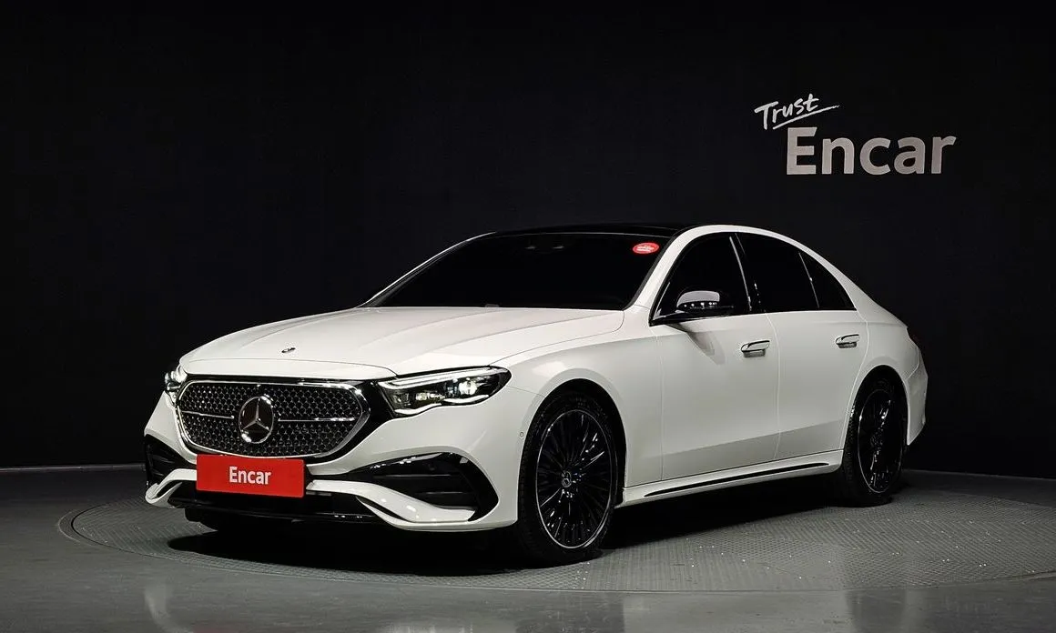 Mercedes-Benz E-Class — фото 1