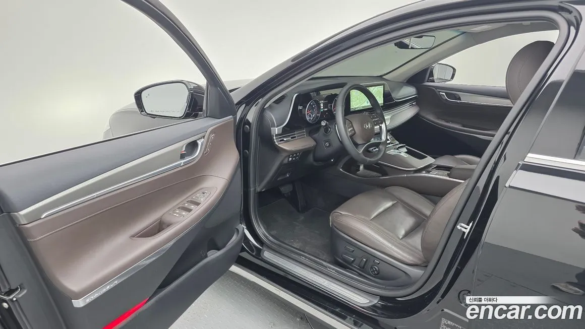 Hyundai Grandeur — фото 7