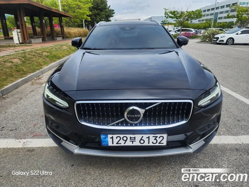 Volvo V90 — фото 1