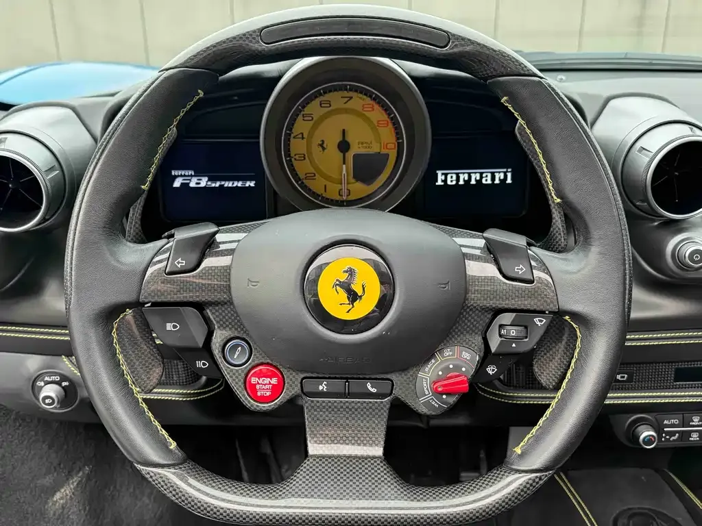 Ferrari F8 — фото 8