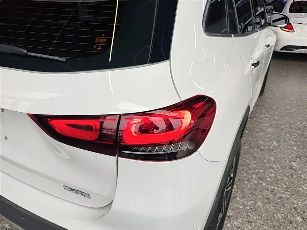 Mercedes-Benz GLA — фото 2