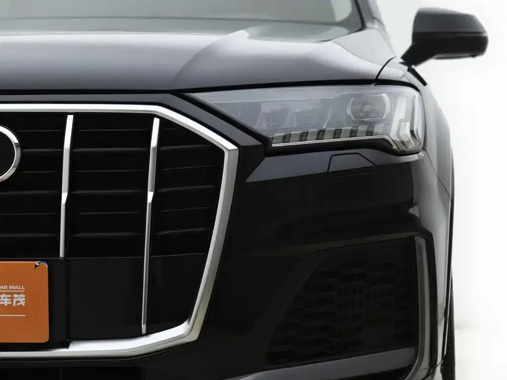 Audi Q7 — фото 6