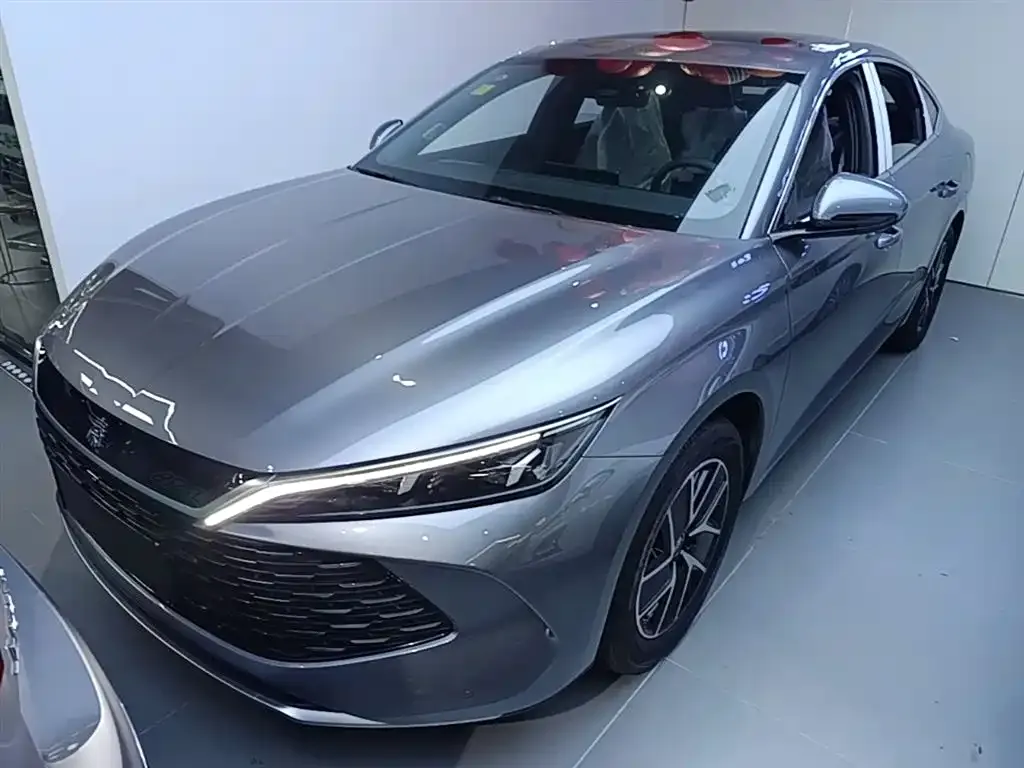 BYD Qin L — фото 1