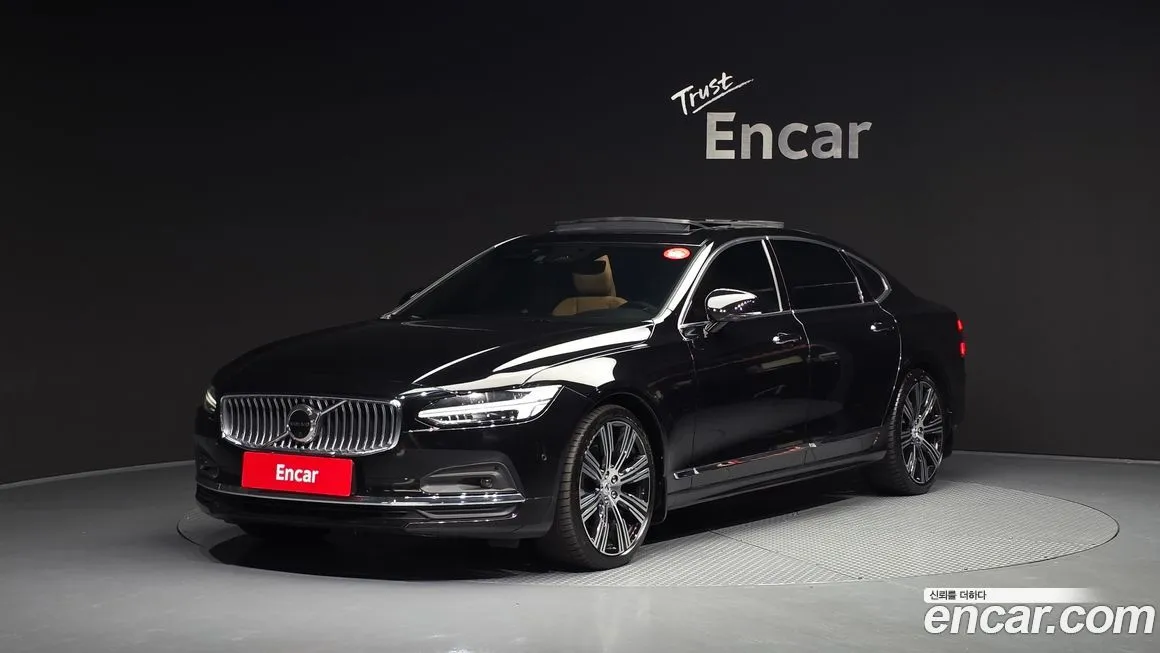 Volvo S90 — фото 1