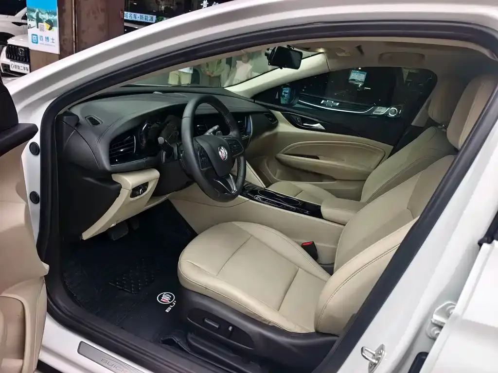 Buick Regal — фото 9