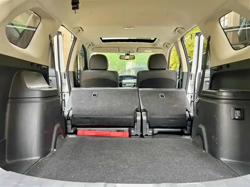 Mitsubishi Outlander — фото 2