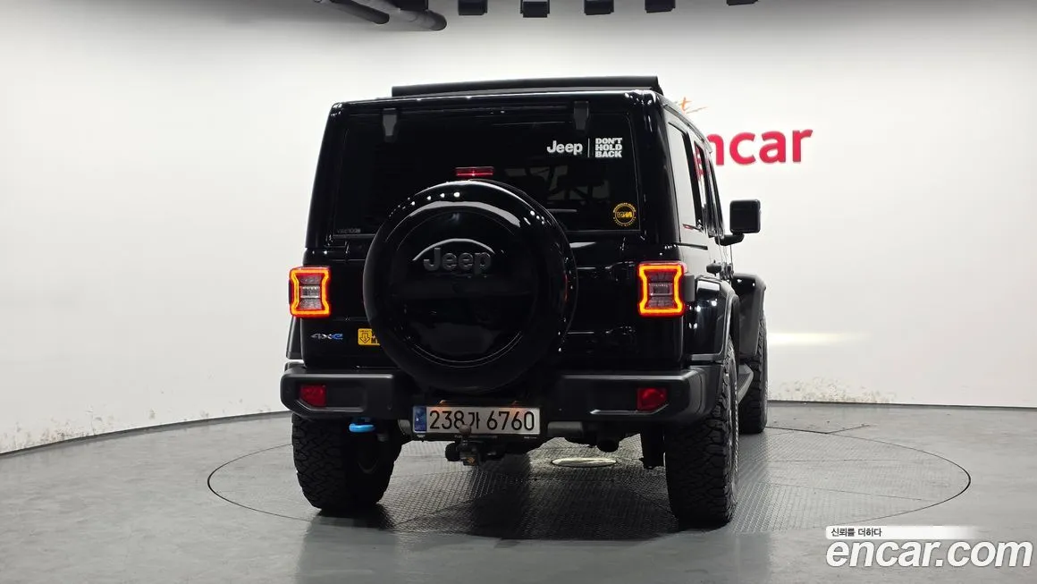 Jeep Wrangler — фото 3