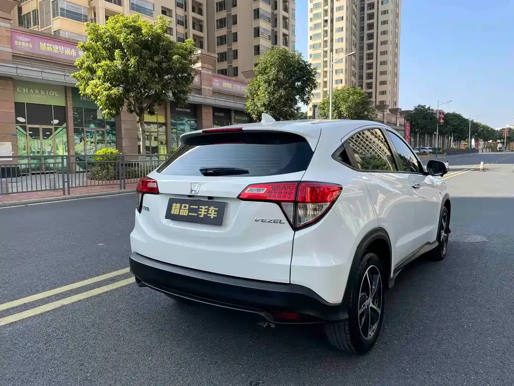 Honda Vezel — фото 10