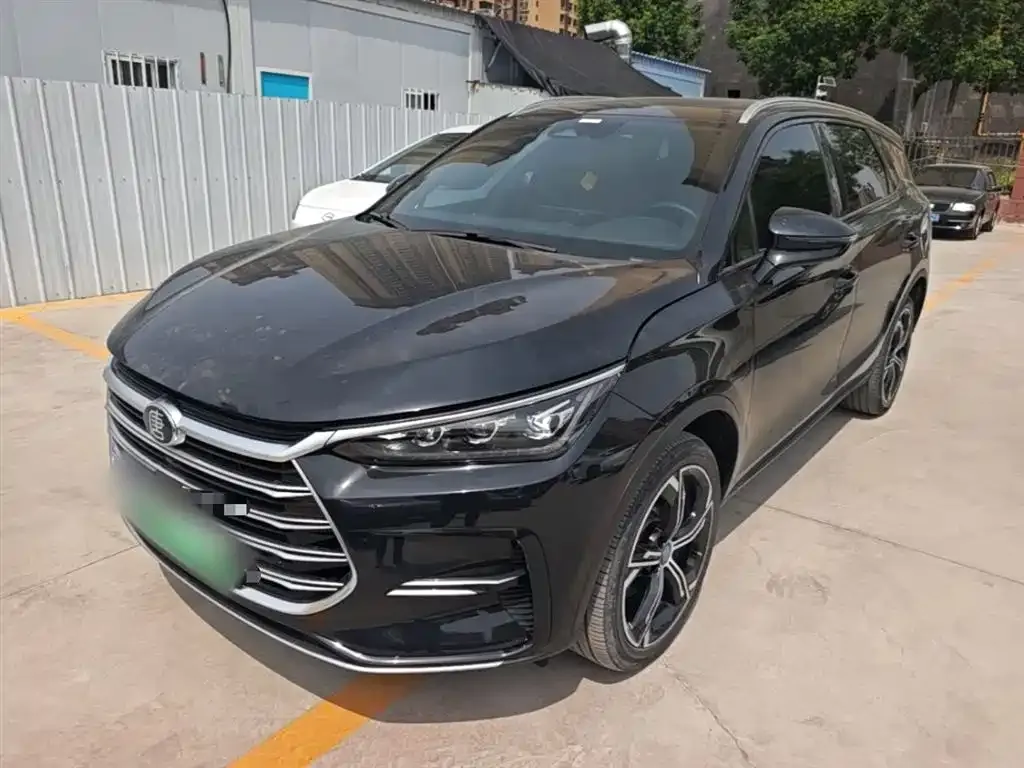 BYD Tang New Energy — фото 1