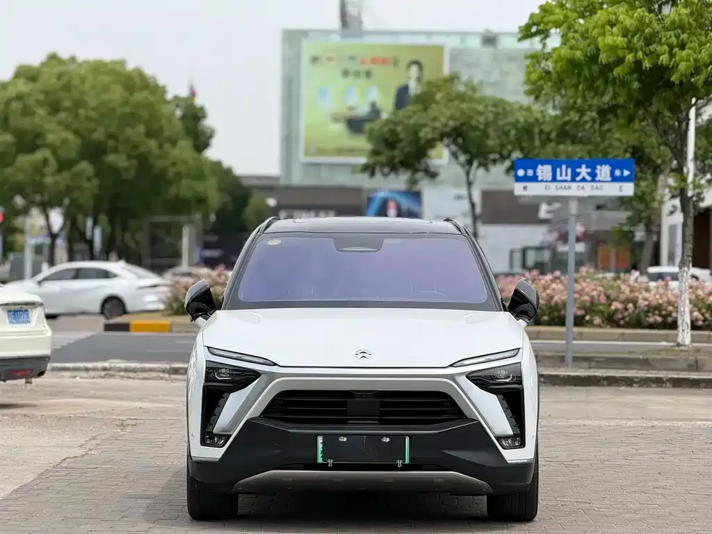 NIO ES8 — фото 3