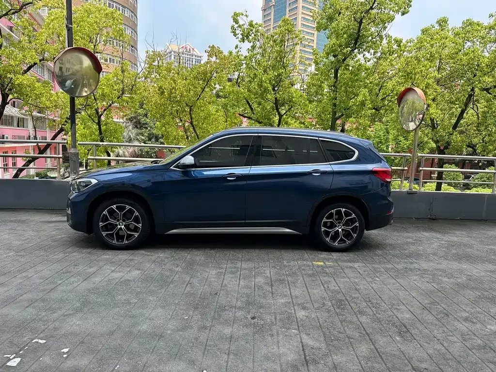 BMW X1 — фото 10