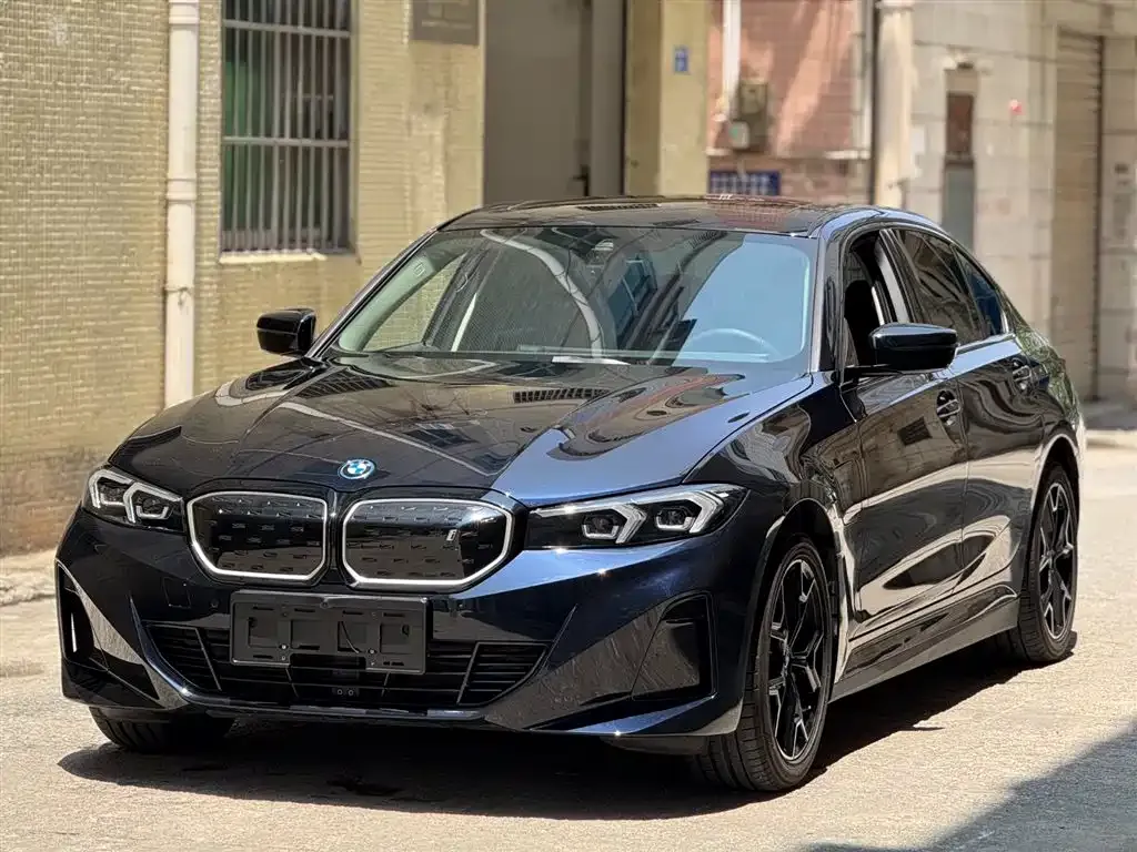 BMW i3 — фото 1