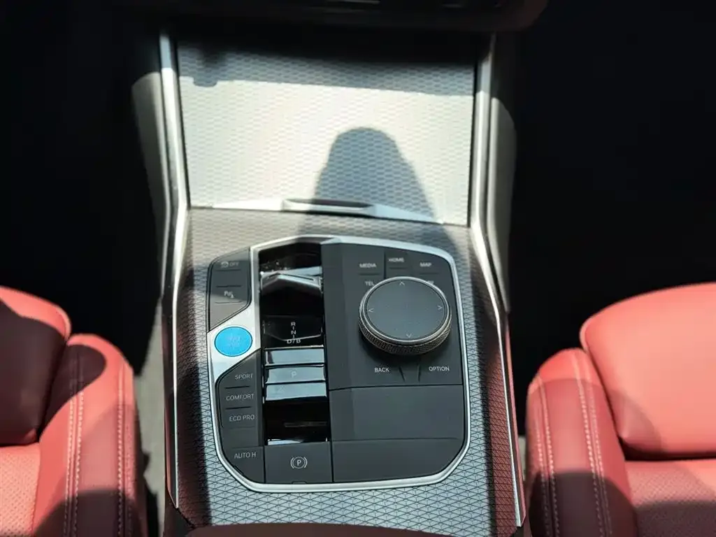 BMW i3 — фото 5