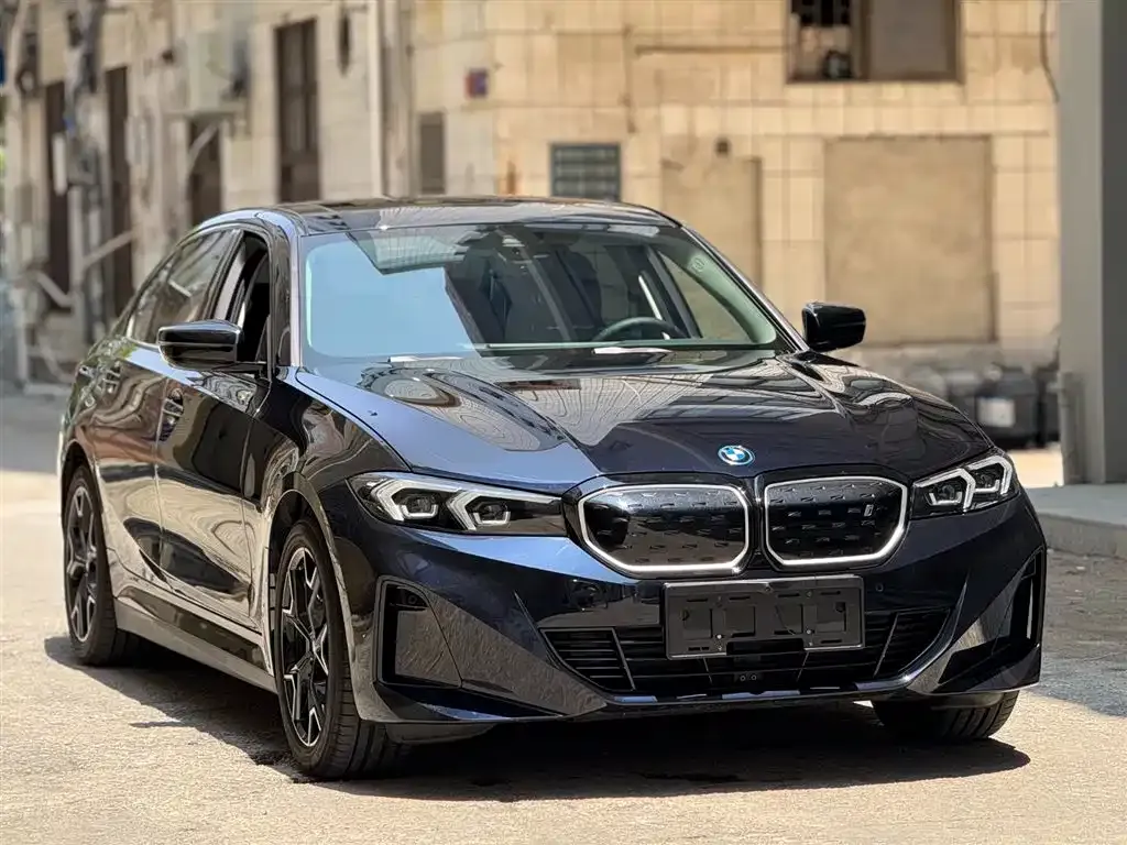 BMW i3 — фото 9