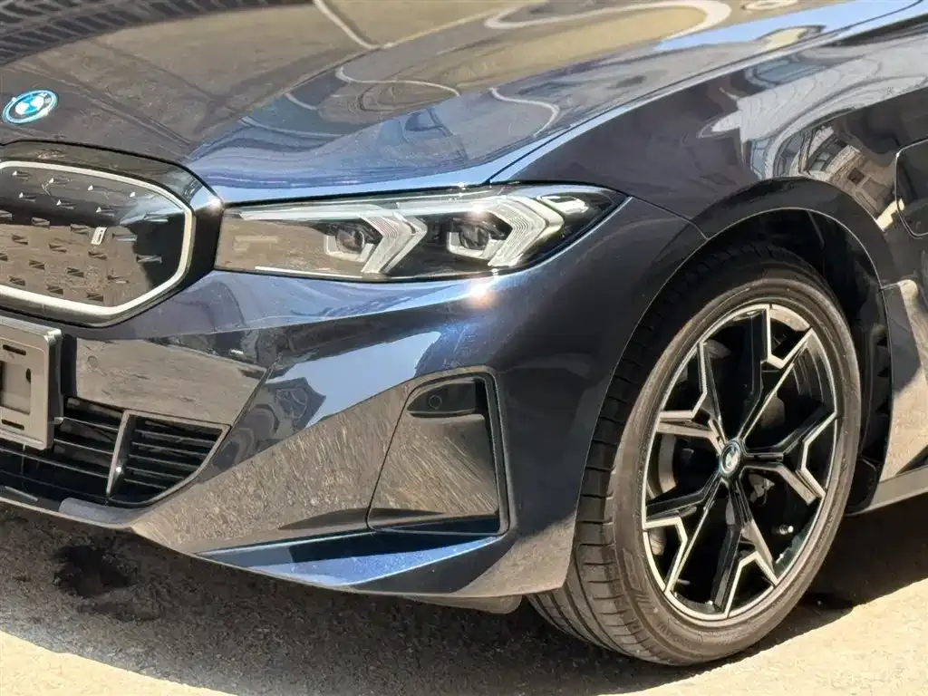 BMW i3 — фото 3