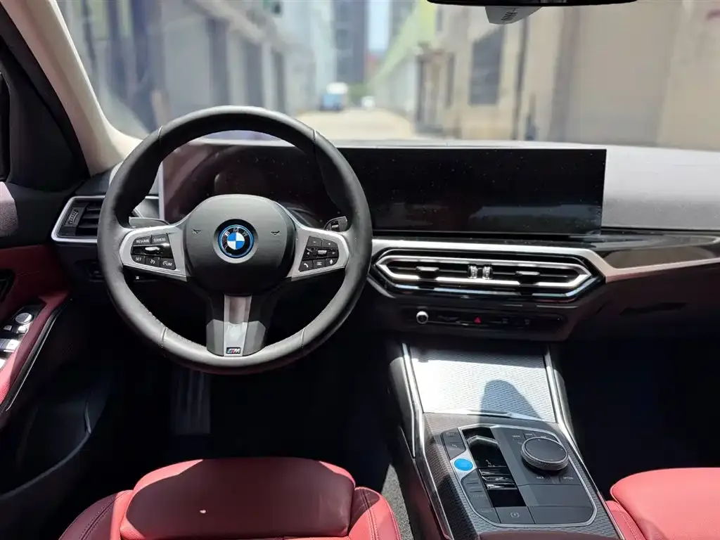 BMW i3 — фото 4