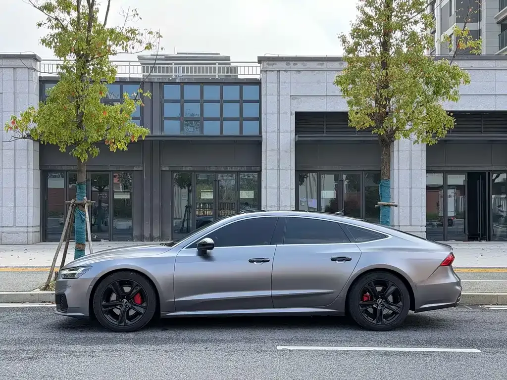 Audi A7 — фото 9