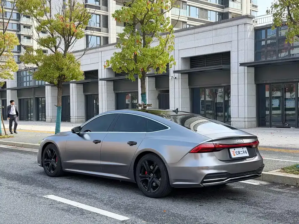 Audi A7 — фото 8