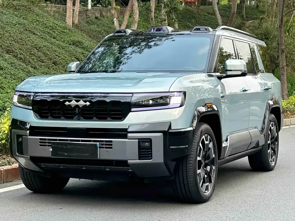 Fang Cheng Bao Leopard 8 — фото 1