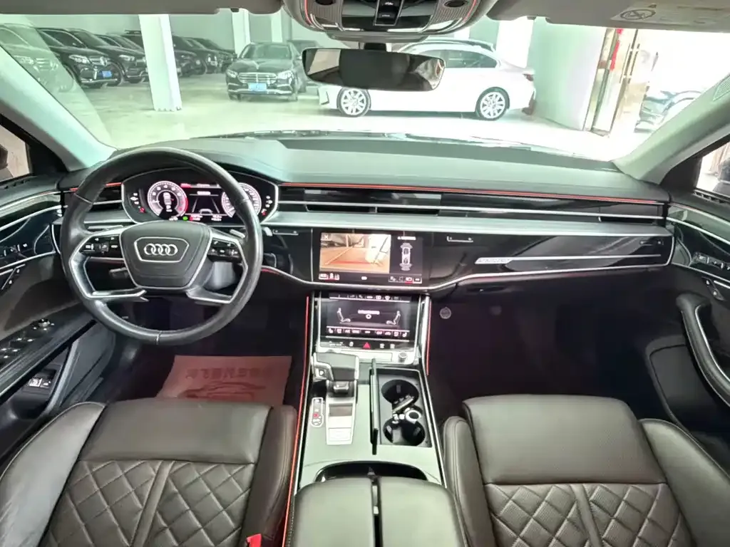 Audi A8 — фото 10