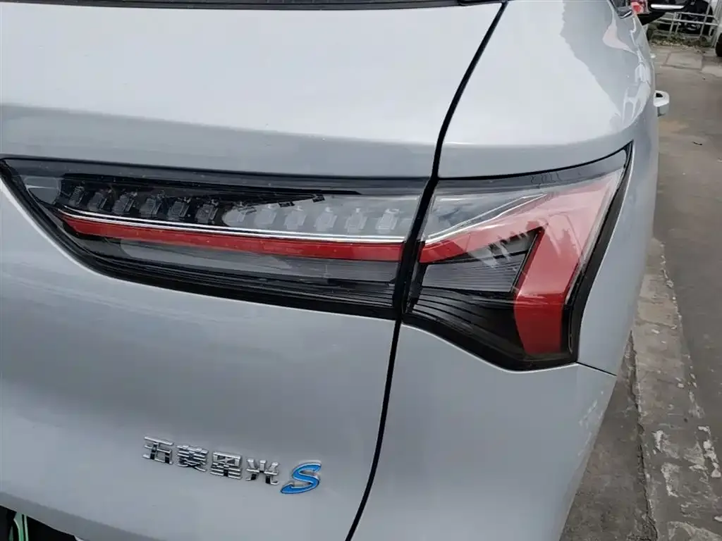 Wuling Xingguang S — фото 8