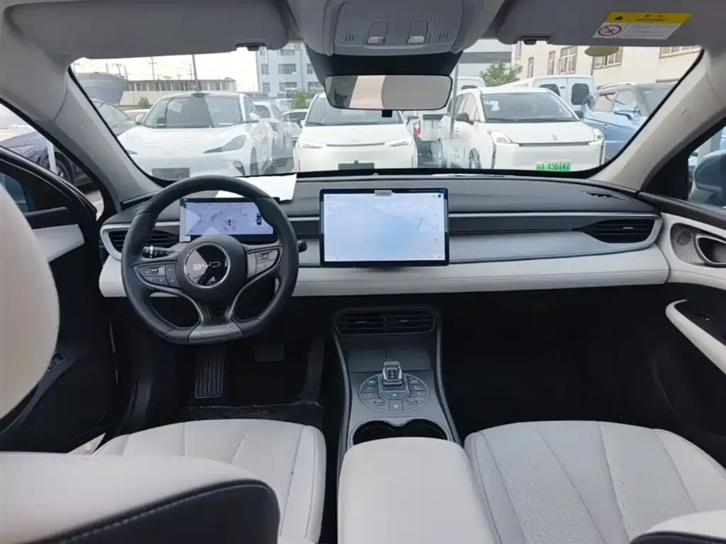 BYD Seal 05 DM-i — фото 2