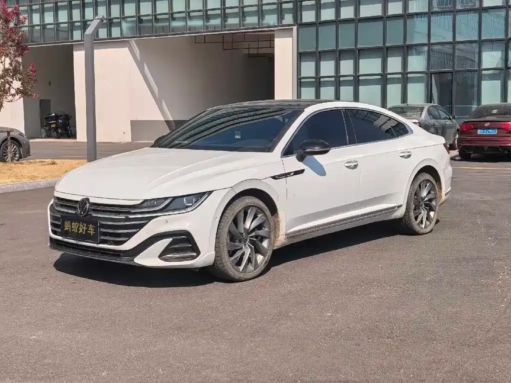 Volkswagen CC — фото 1