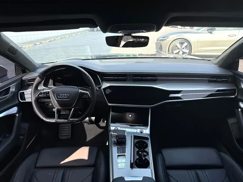 Audi A7 — фото 7