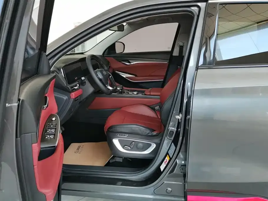 Changan CS75PLUS — фото 10