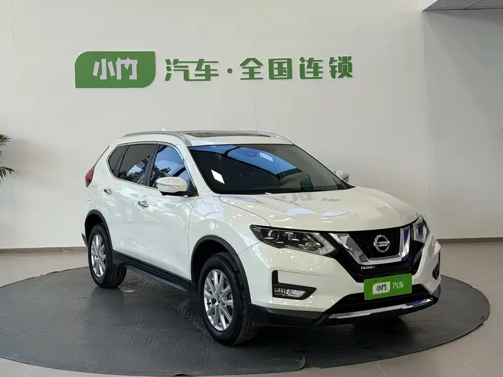 Nissan X-Trail — фото 9