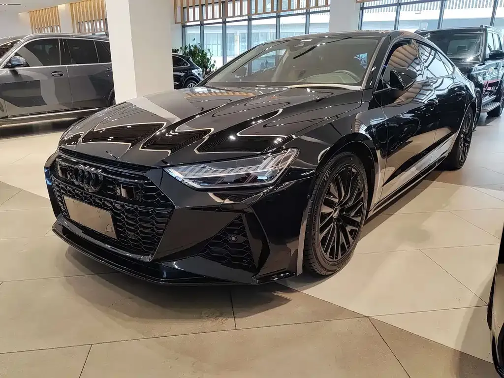 Audi A7 — фото 1