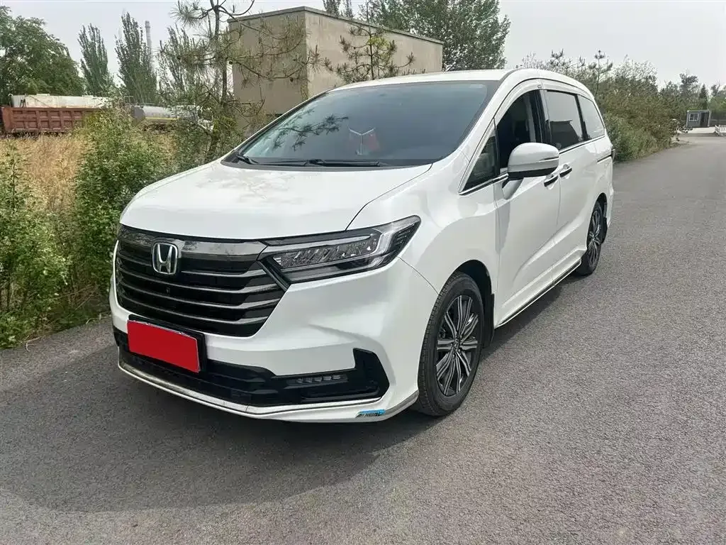 Honda Odyssey — фото 1