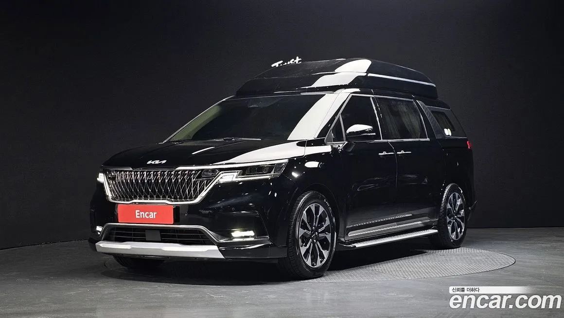 Kia Carnival — фото 1