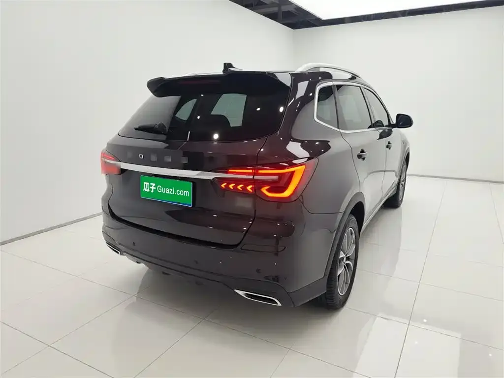 Roewe RX5 — фото 4