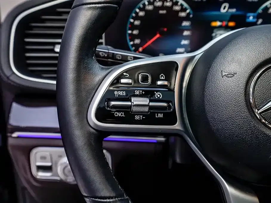 Mercedes-Benz GLE — фото 4