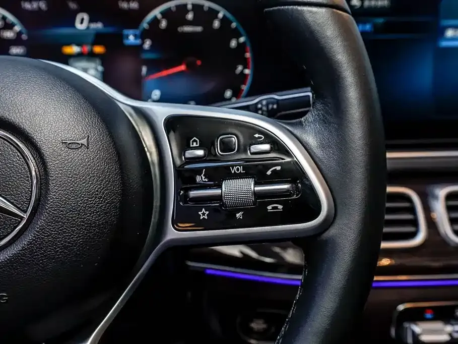 Mercedes-Benz GLE — фото 10