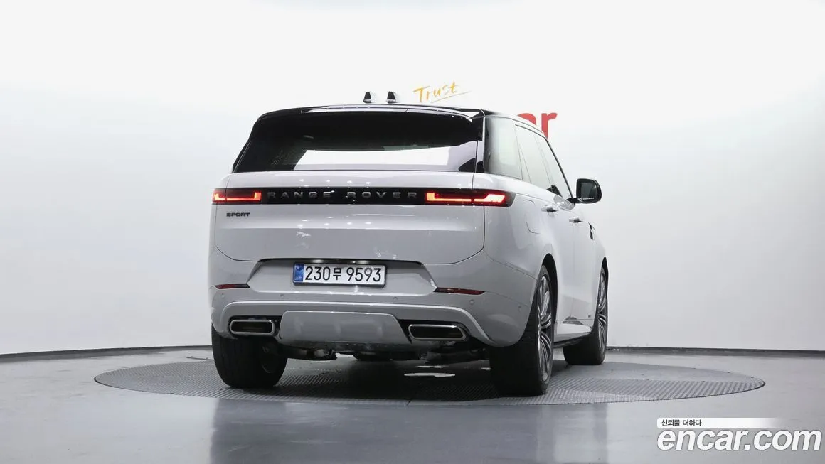 Land Rover Range Rover Sport — фото 4