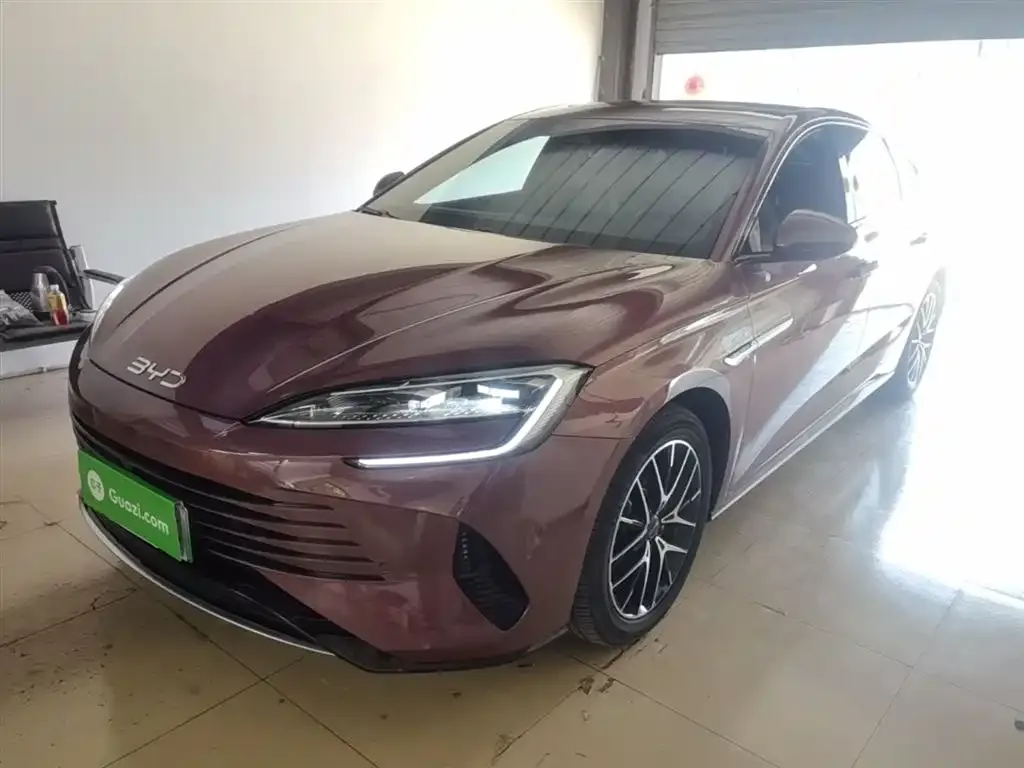 BYD Seal — фото 2